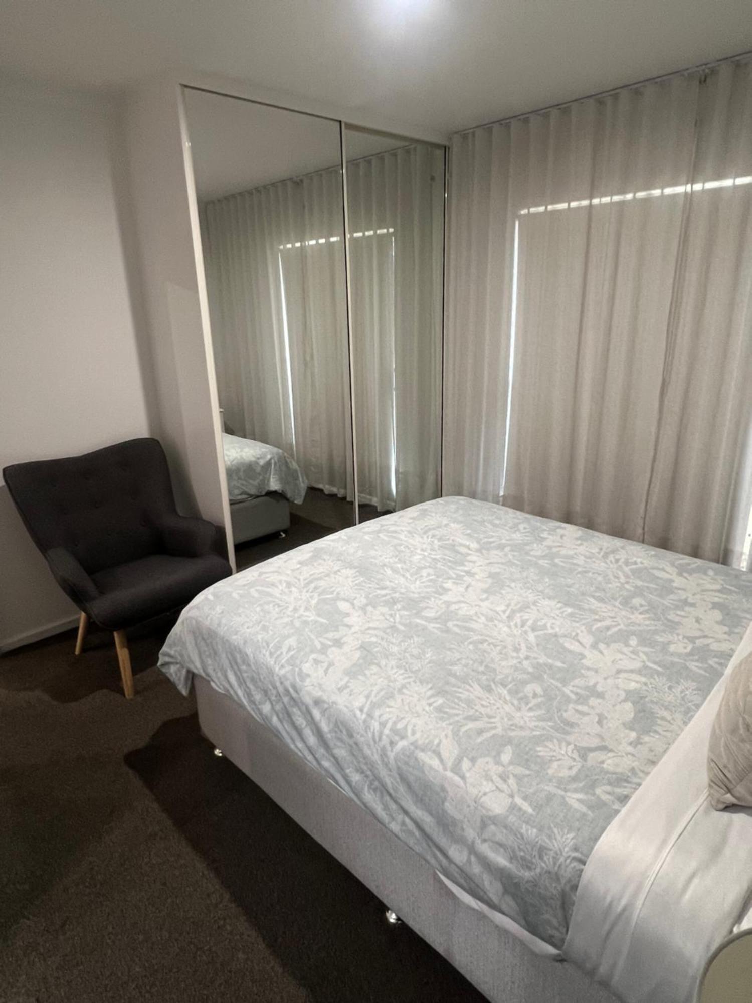 Adelaide Cbd Apartment - 3Br, 2Bath & Carpark Esterno foto