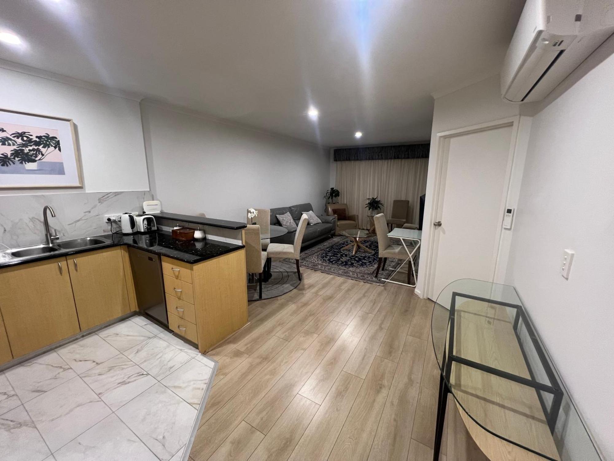 Adelaide Cbd Apartment - 3Br, 2Bath & Carpark Esterno foto