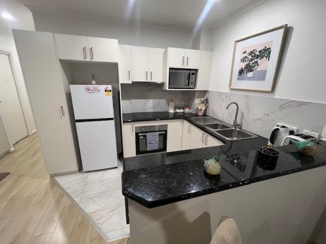 Adelaide Cbd Apartment - 3Br, 2Bath & Carpark Esterno foto