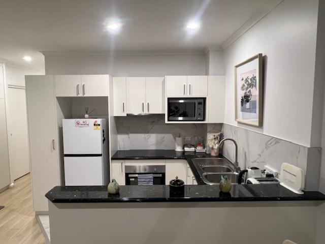 Adelaide Cbd Apartment - 3Br, 2Bath & Carpark Esterno foto